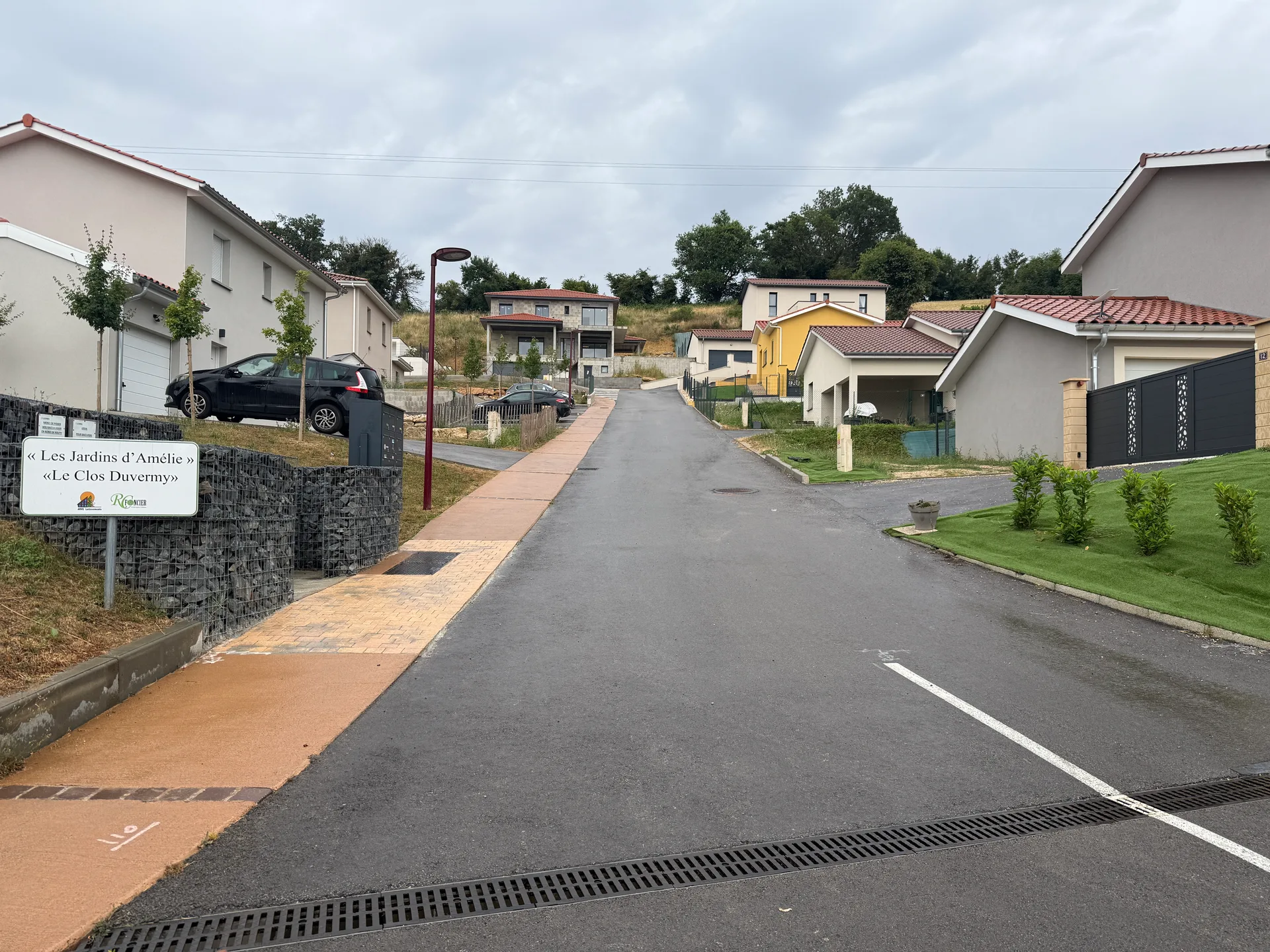Plan d'eau de Chatillon sur Chalaronne à Châtillon-sur-Chalaronne — À 214 m du lac