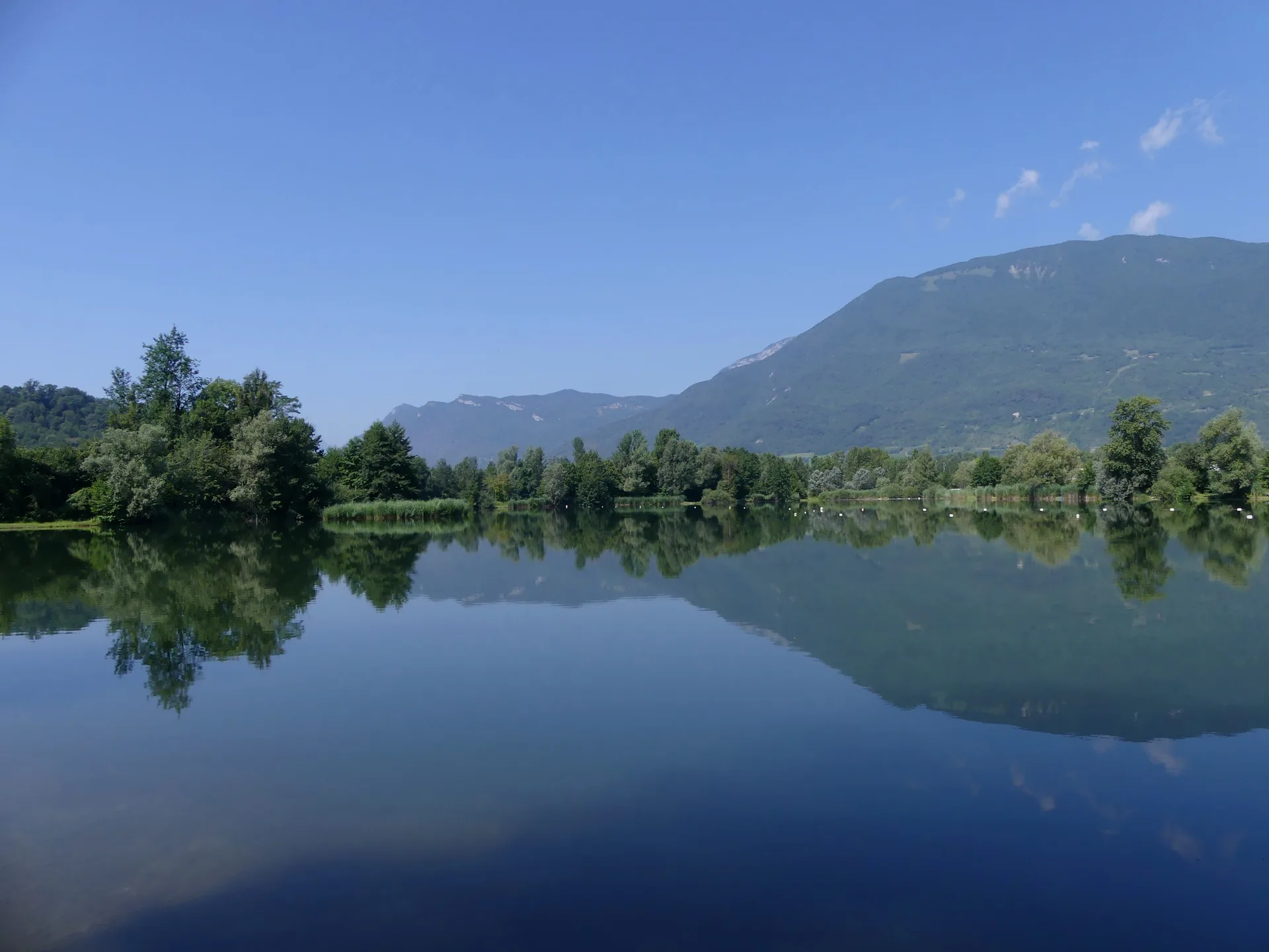 Plan d'eau de Coise Villaret à Coise-Saint-Jean-Pied-Gauthier — À 311 m du lac