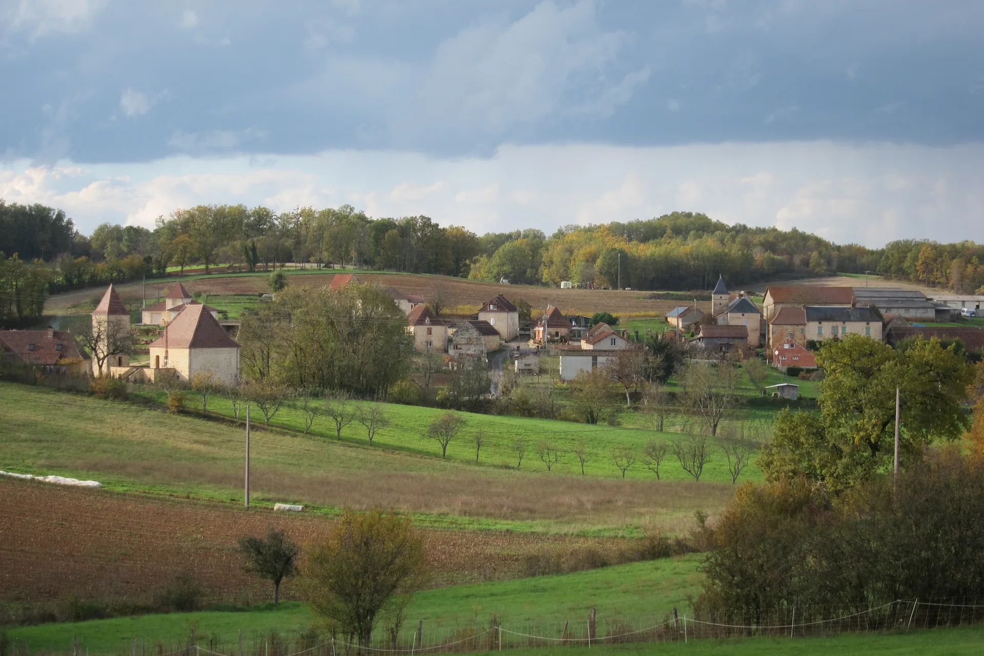 Plan d'eau de Degagnac à Dégagnac — À 2,8 km du lac