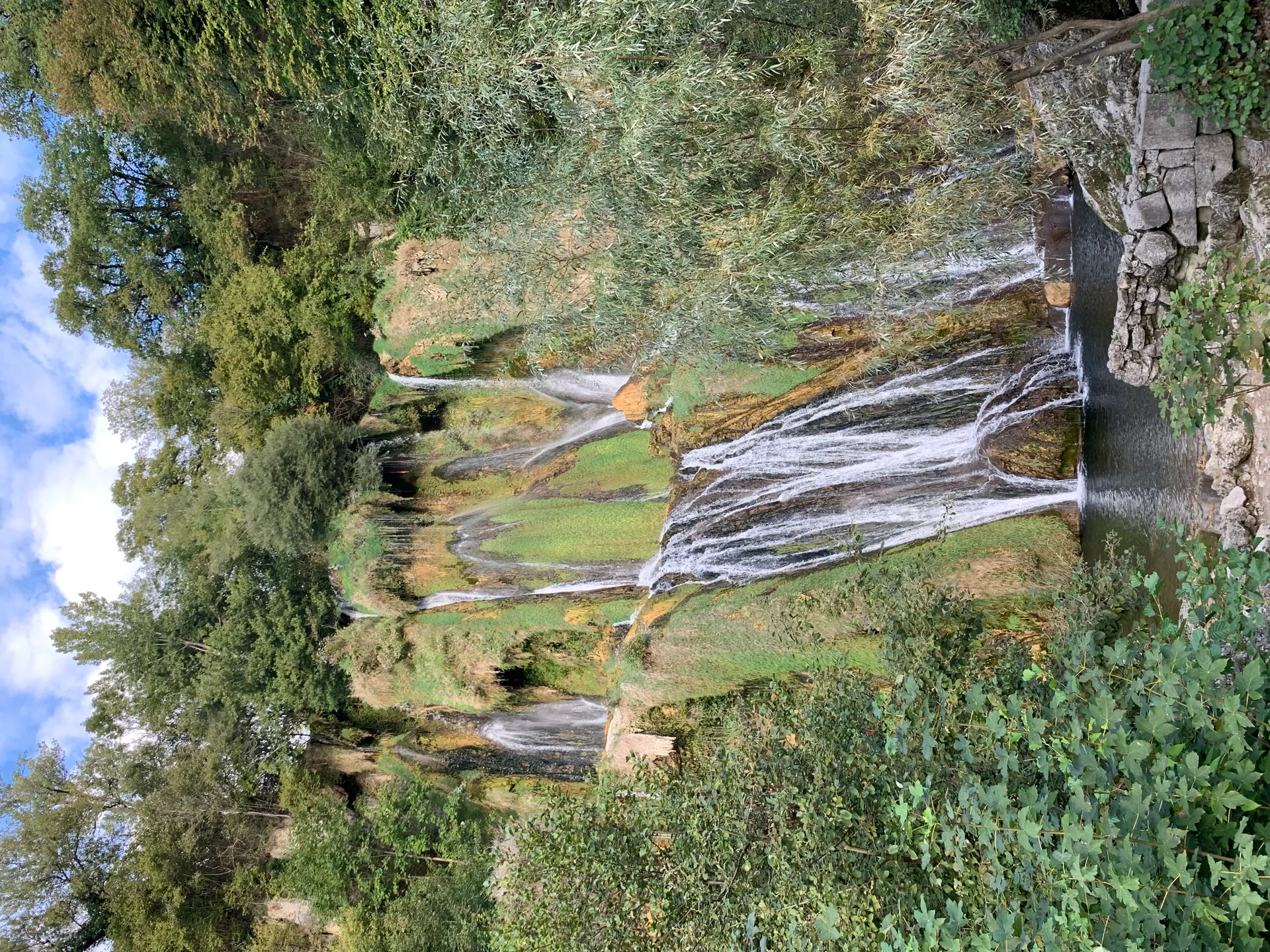 Plan d'eau de Glandieu à Brégnier-Cordon — À 1,3 km du lac