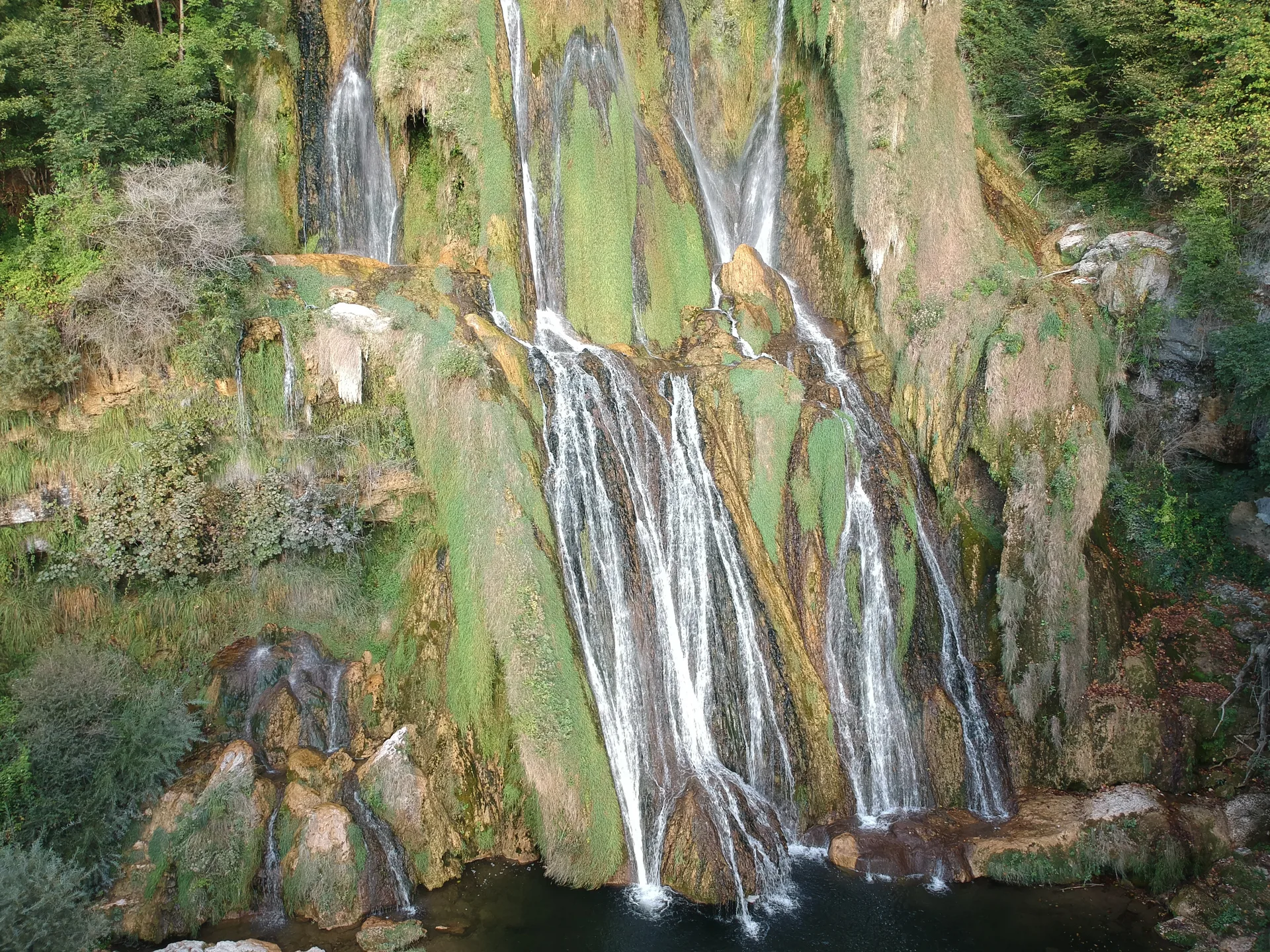 Plan d'eau de Glandieu à Brégnier-Cordon — À 1,2 km du lac