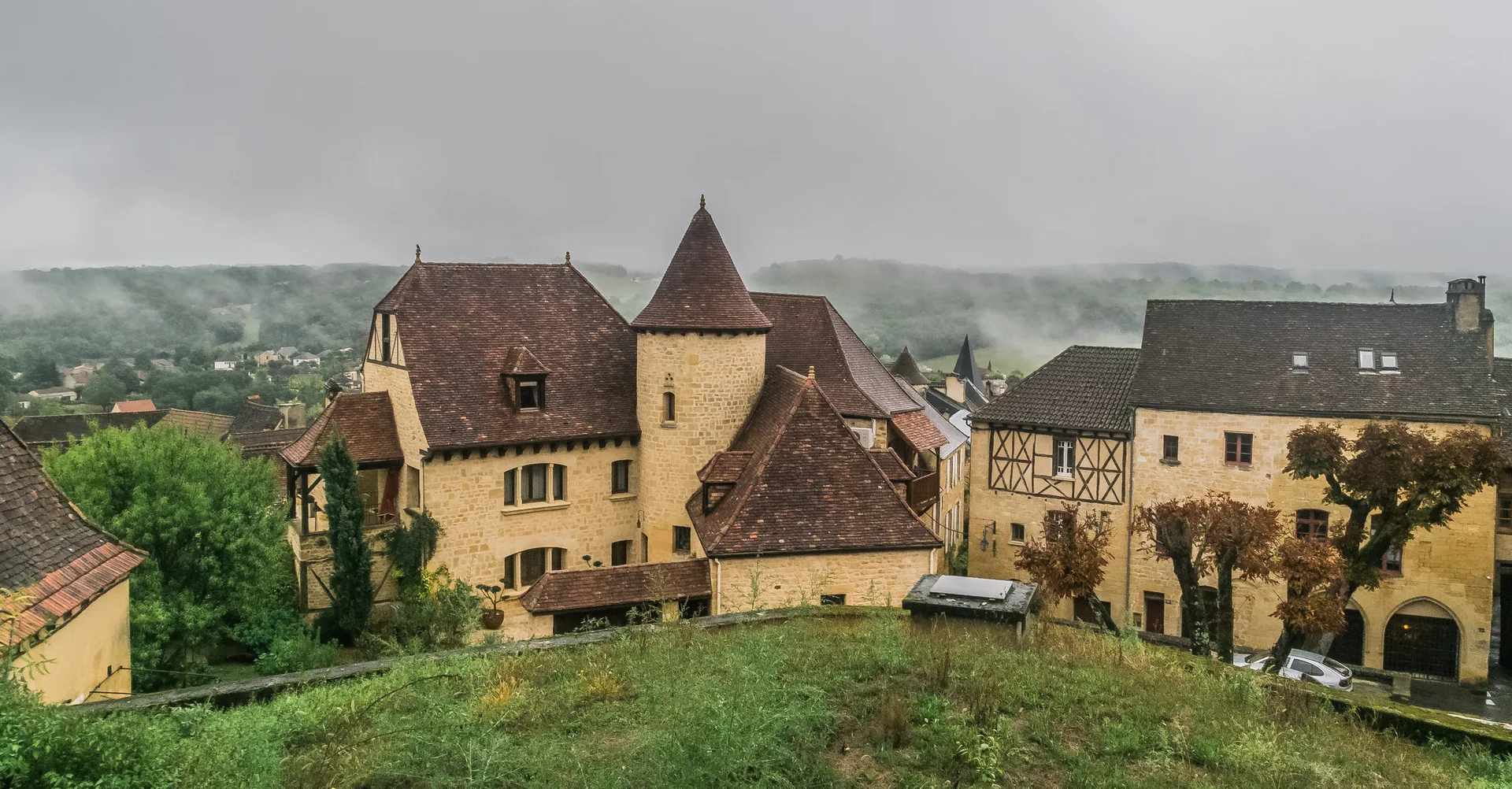 Plan d'eau de Gourdon à Gourdon — À 1,7 km du lac