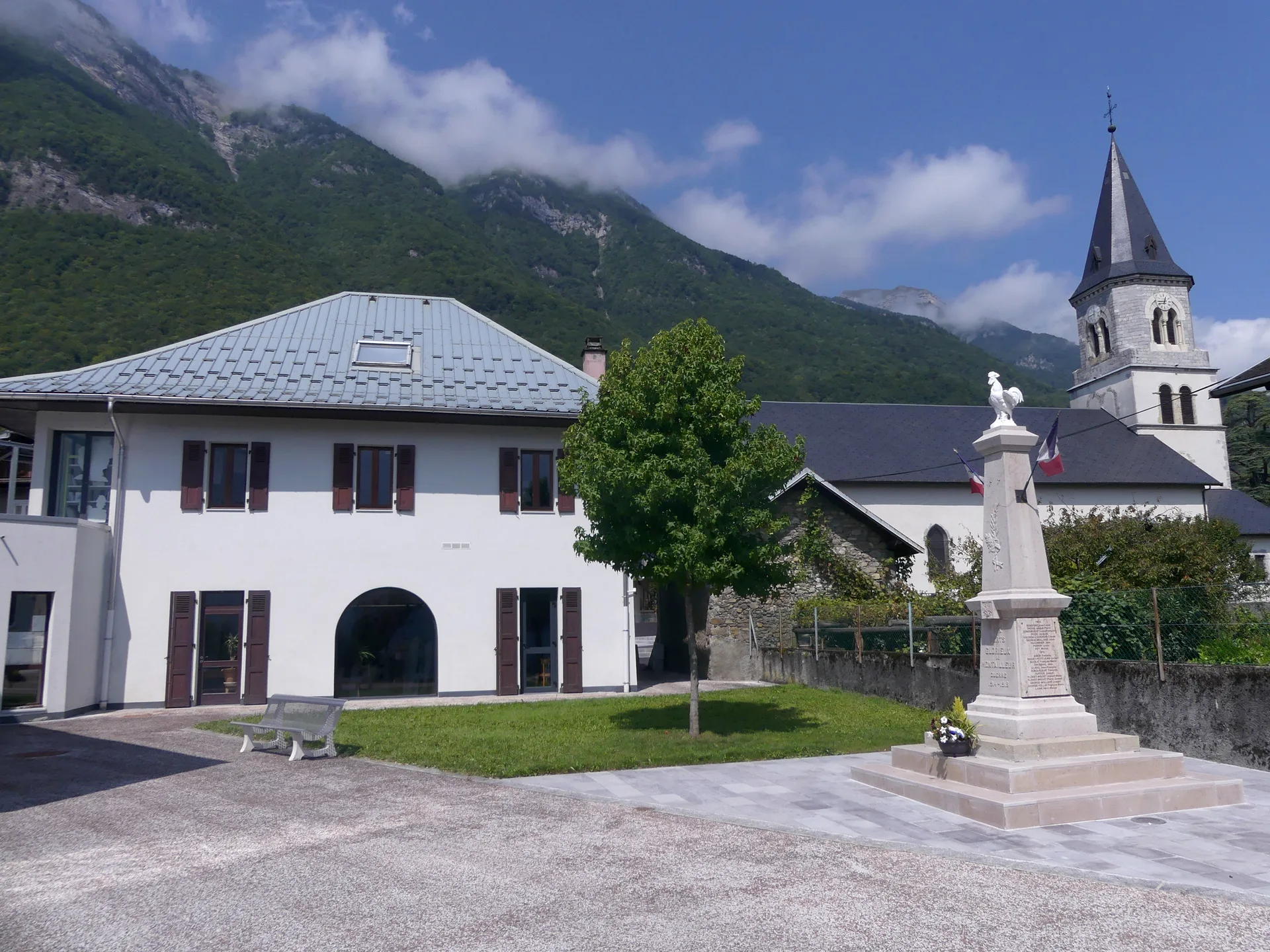 Plan d'eau de Grecy à Montailleur — À 1,0 km du lac