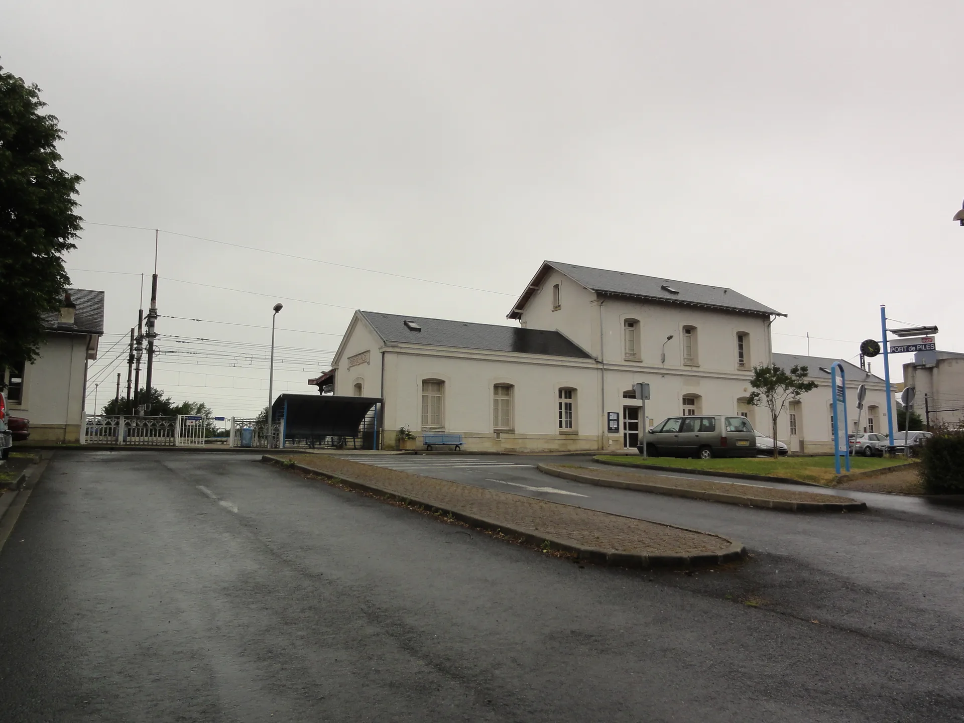 Plan d'eau de la Celle Saint Avant à La Celle-Saint-Avant — À 1,2 km du lac