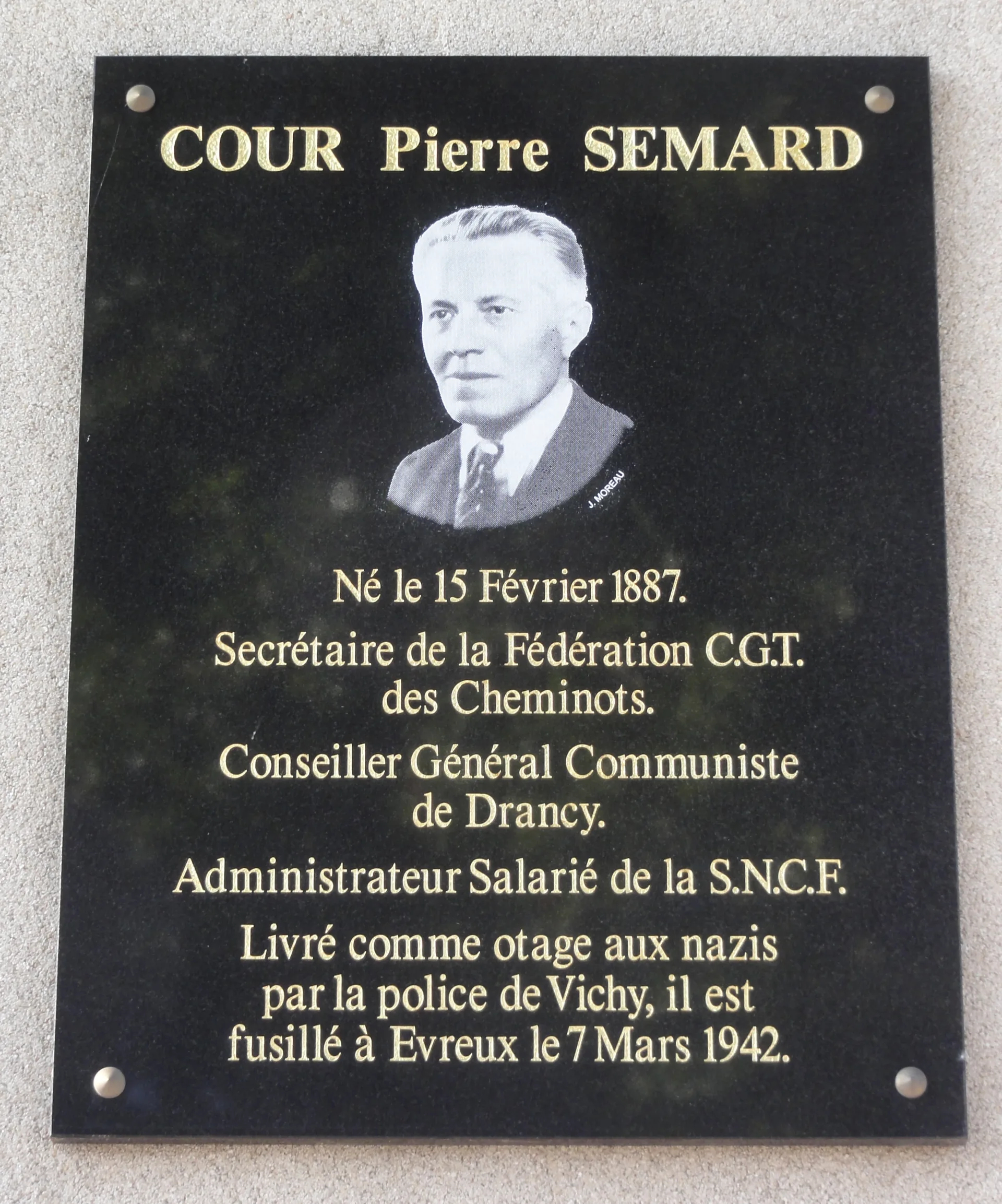 Plan d'eau de la Frette à Tergnier — À 1,7 km du lac