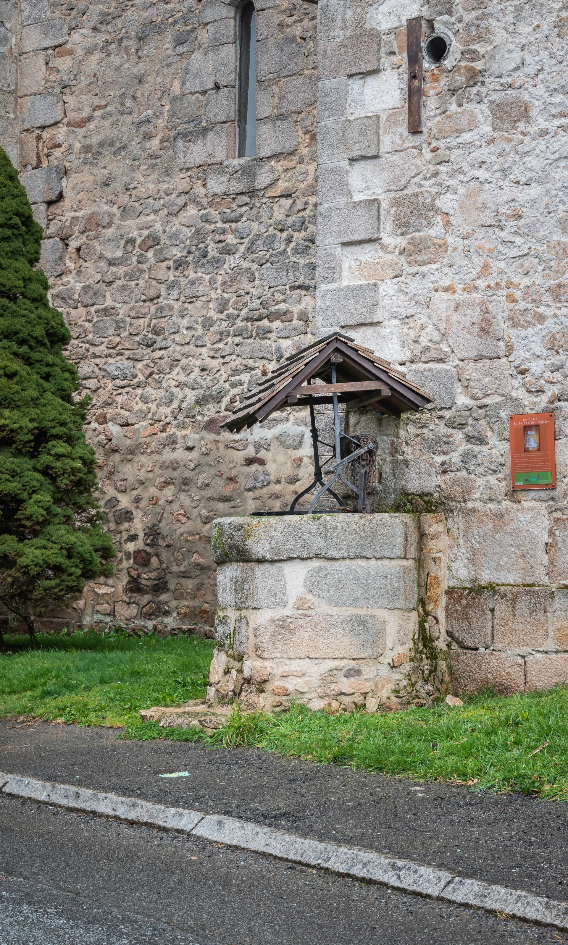Plan d'eau de La Jonchere à La Jonchère-Saint-Maurice — À 703 m du lac