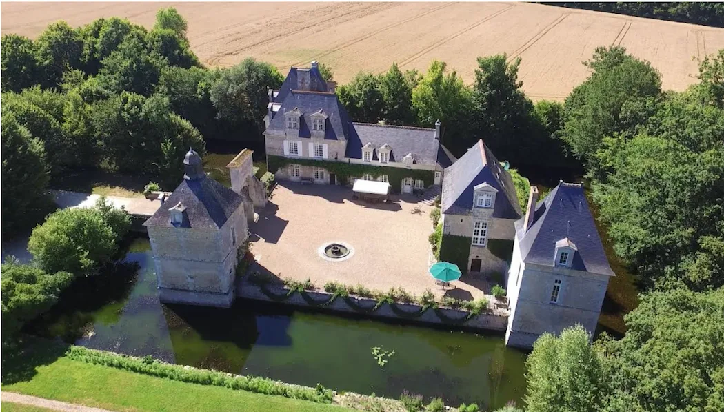 Plan d'eau de la Rainiere à Neuillé-Pont-Pierre — À 4,5 km du lac