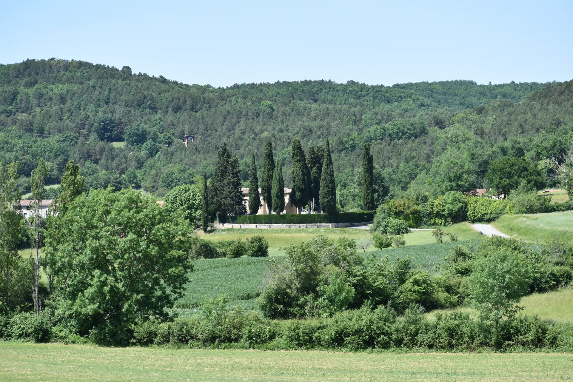 Plan d'eau de La Veze à Le Peyrat — À 3,3 km du lac