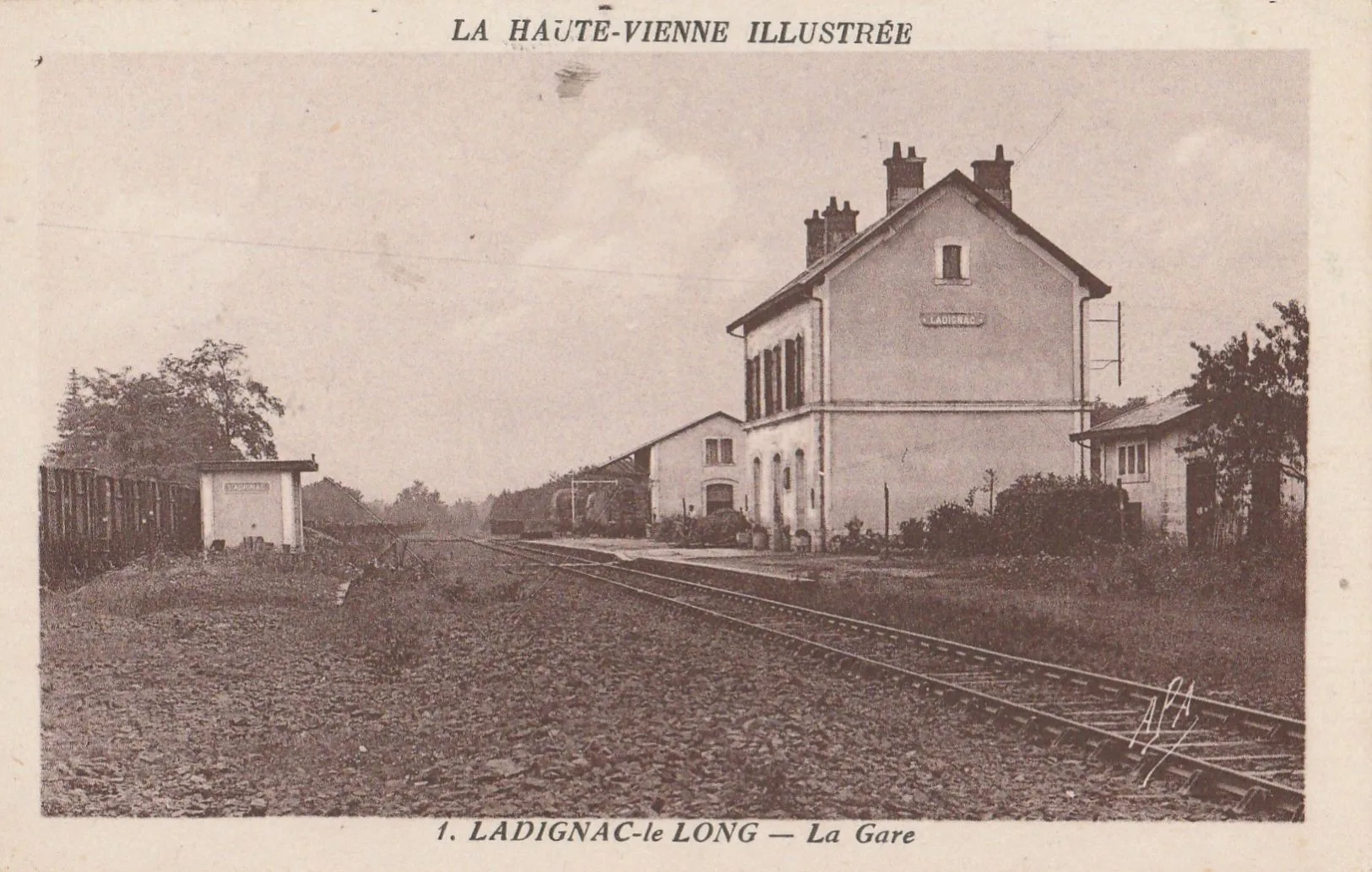Plan d'eau de Ladignac le Long à Ladignac-le-Long — À 1,1 km du lac