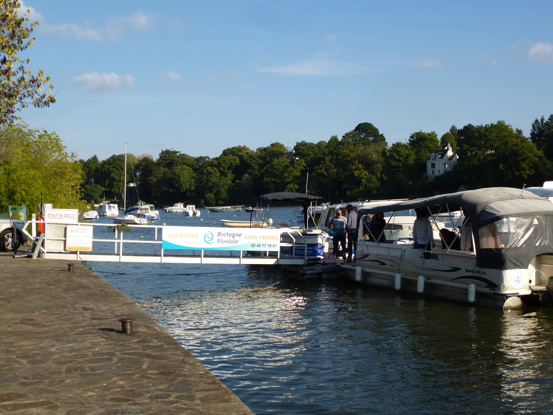 Plan d'eau de Mazerolles à Sucé-sur-Erdre — À 2,9 km du lac
