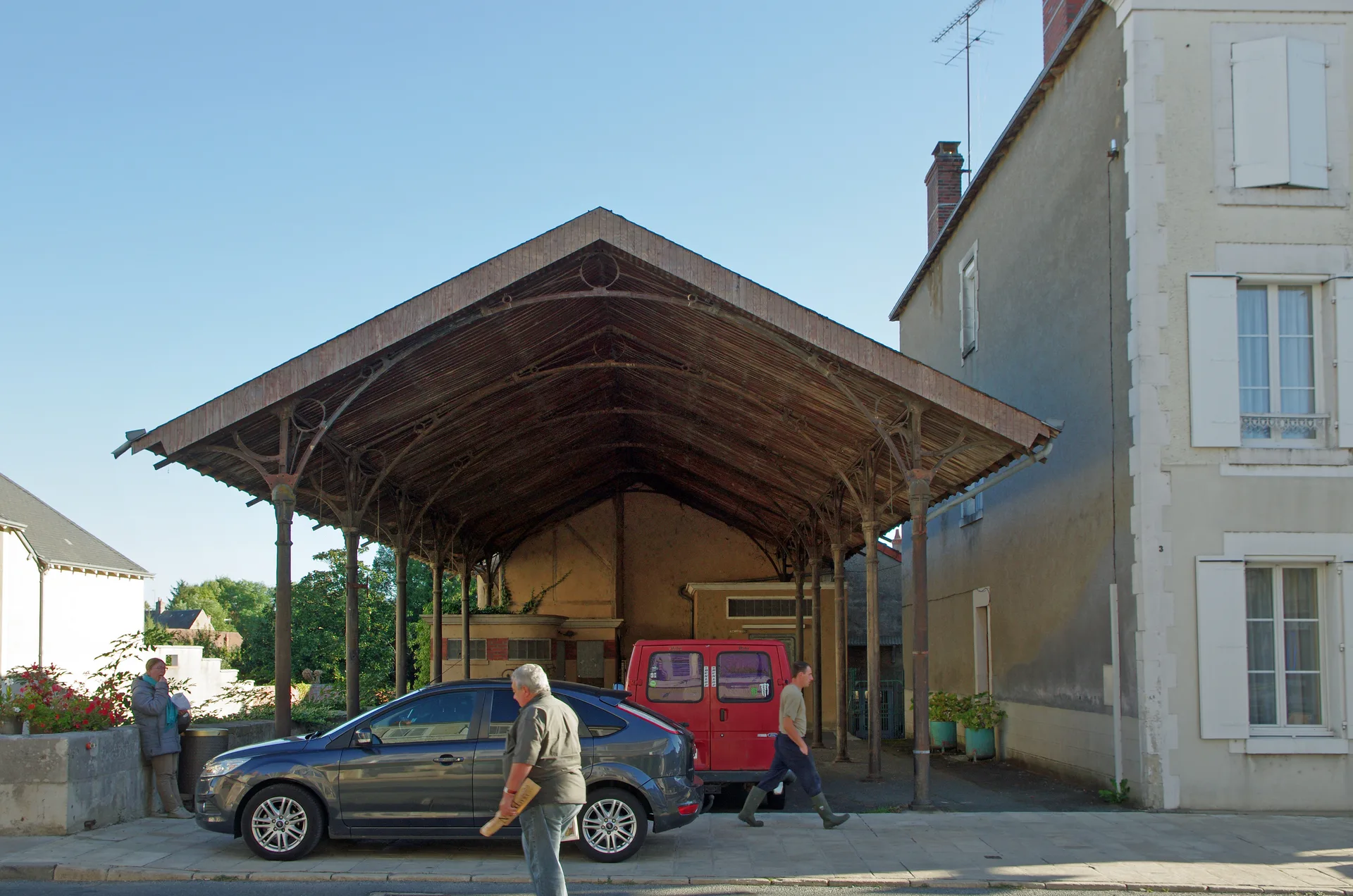 Plan d'eau de Neuvy Saint Sepulcre à Neuvy-Saint-Sépulchre — À 329 m du lac