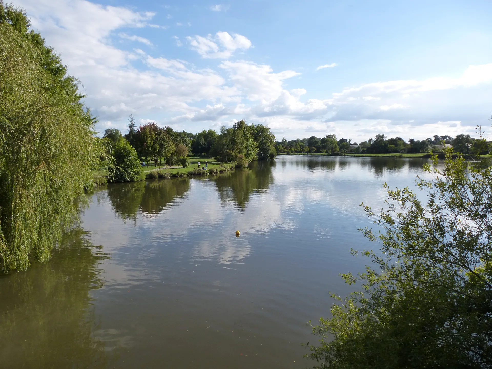 Plan d'eau de Nort sur Erdre à Nort-sur-Erdre — Sur le lac