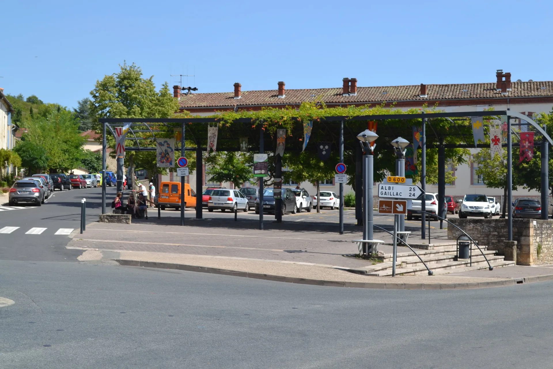 Plan d'eau de Pesselongue à Livers-Cazelles — À 2,4 km du lac