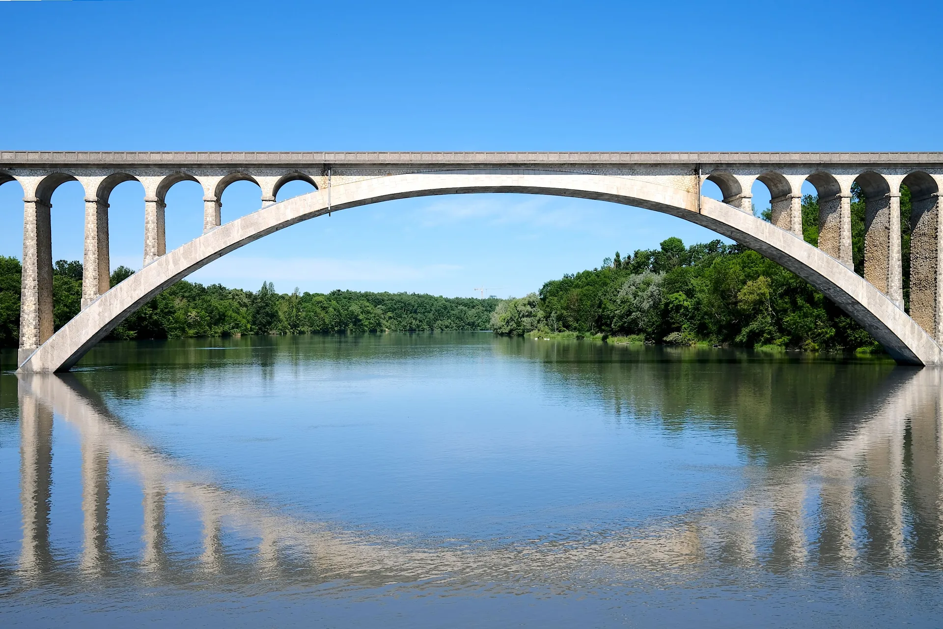 Plan d'eau de Saint Nazaire à Saint-Nazaire-en-Royans — À 727 m du lac