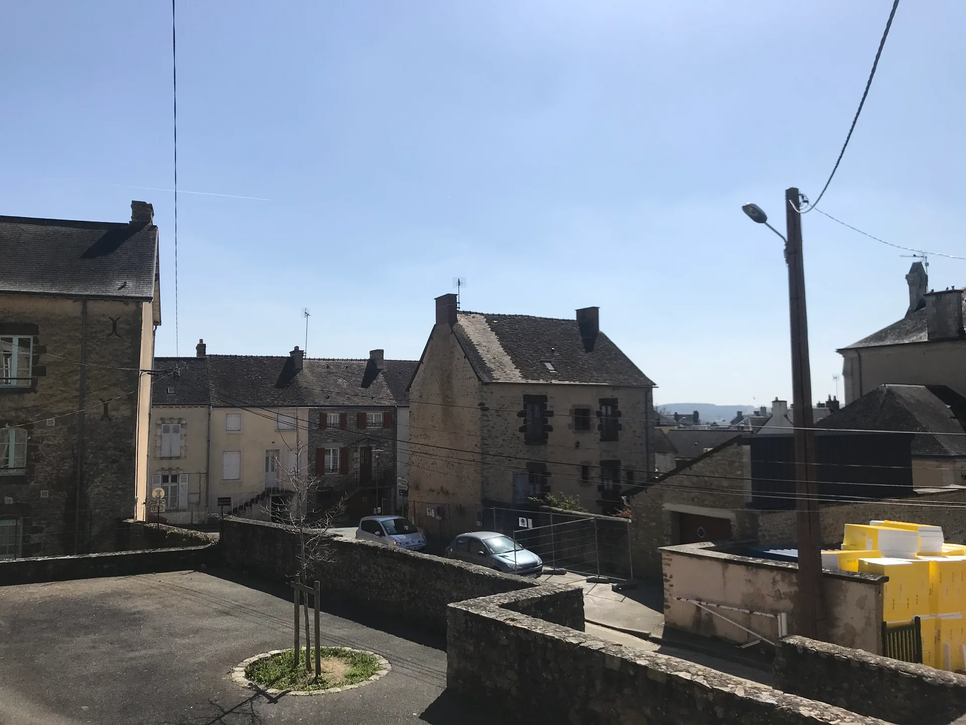 Plan d'eau de Saint Ouen à Saint-Ouen-de-Mimbré — À 2,9 km du lac