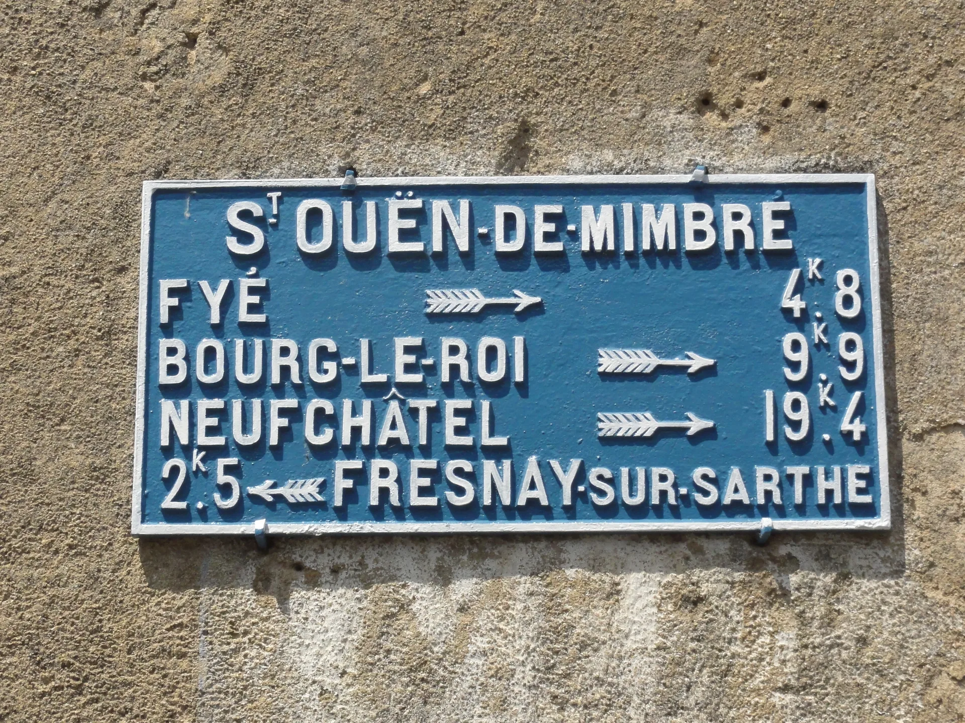 Plan d'eau de Saint Ouen à Saint-Ouen-de-Mimbré — À 709 m du lac