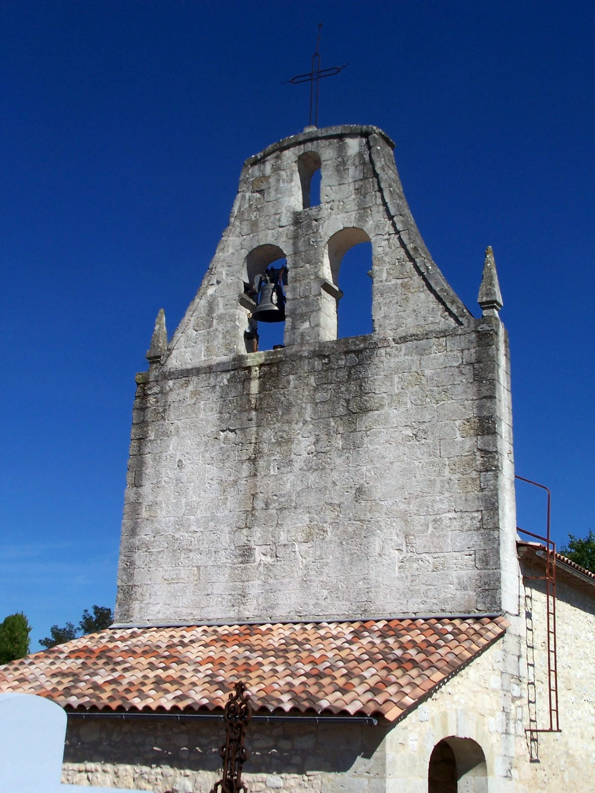Plan d'eau de Saint Sernin à Saint-Sernin — À 3,9 km du lac
