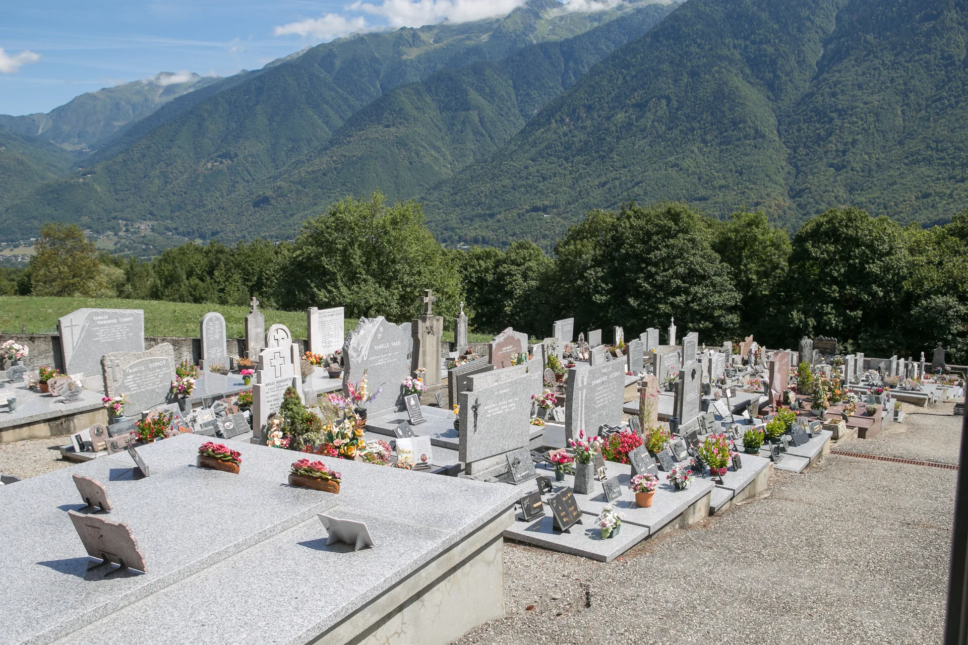 Plan d'eau des Hurtieres à Saint-Alban-d'Hurtières — À 959 m du lac