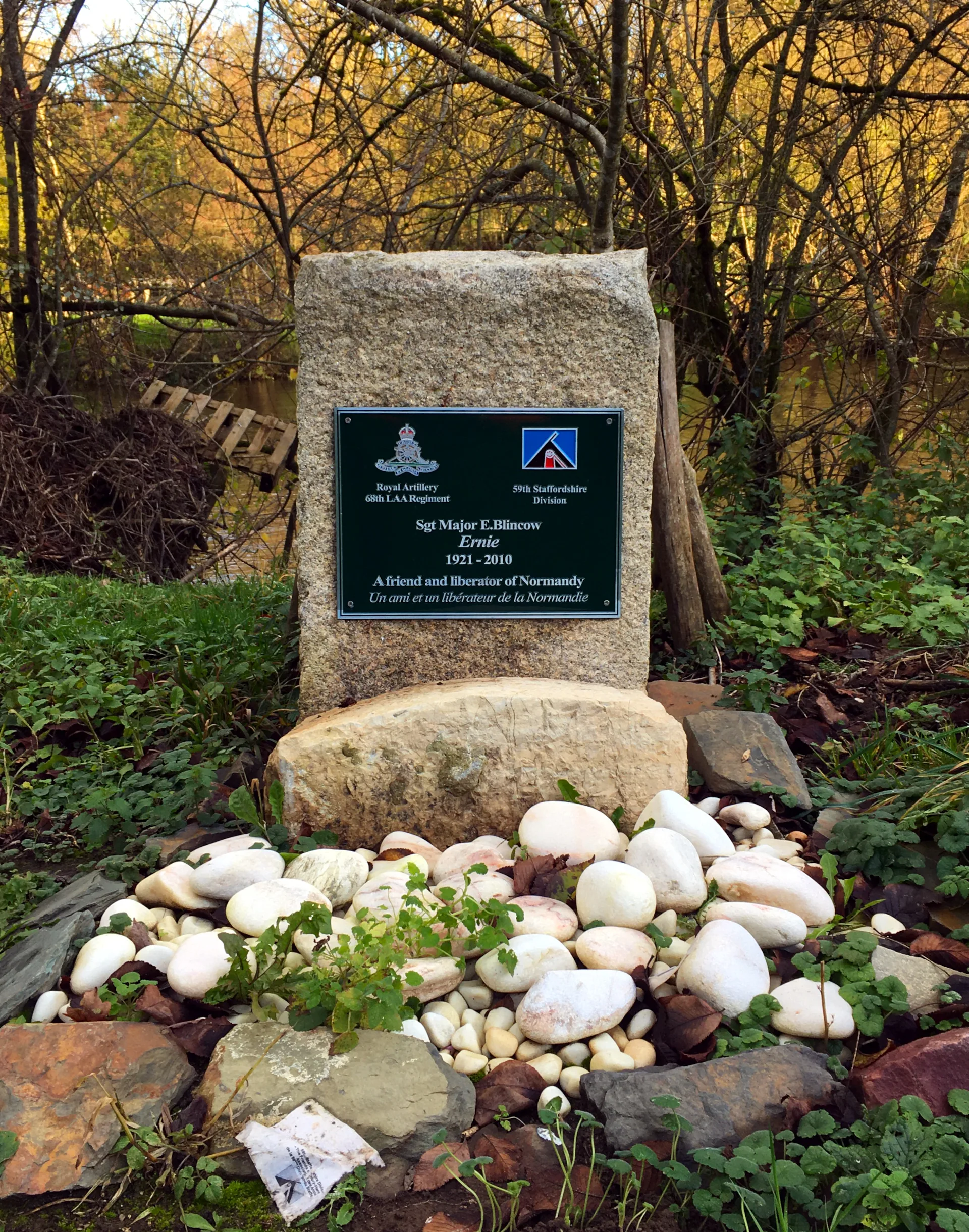 Plan d'eau du Moulin de Brieux à Les Moutiers-en-Cinglais — À 779 m du lac