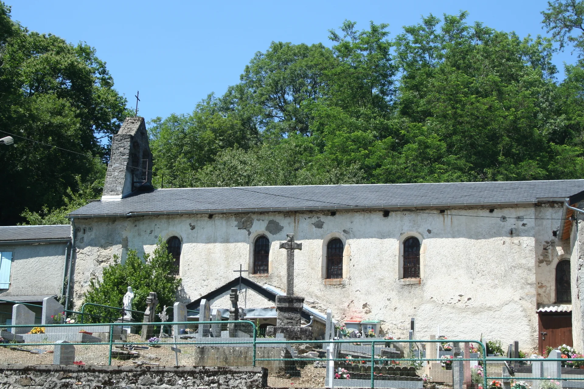 Plan d'eau du moulin de Record à Le Bez — À 1,5 km du lac