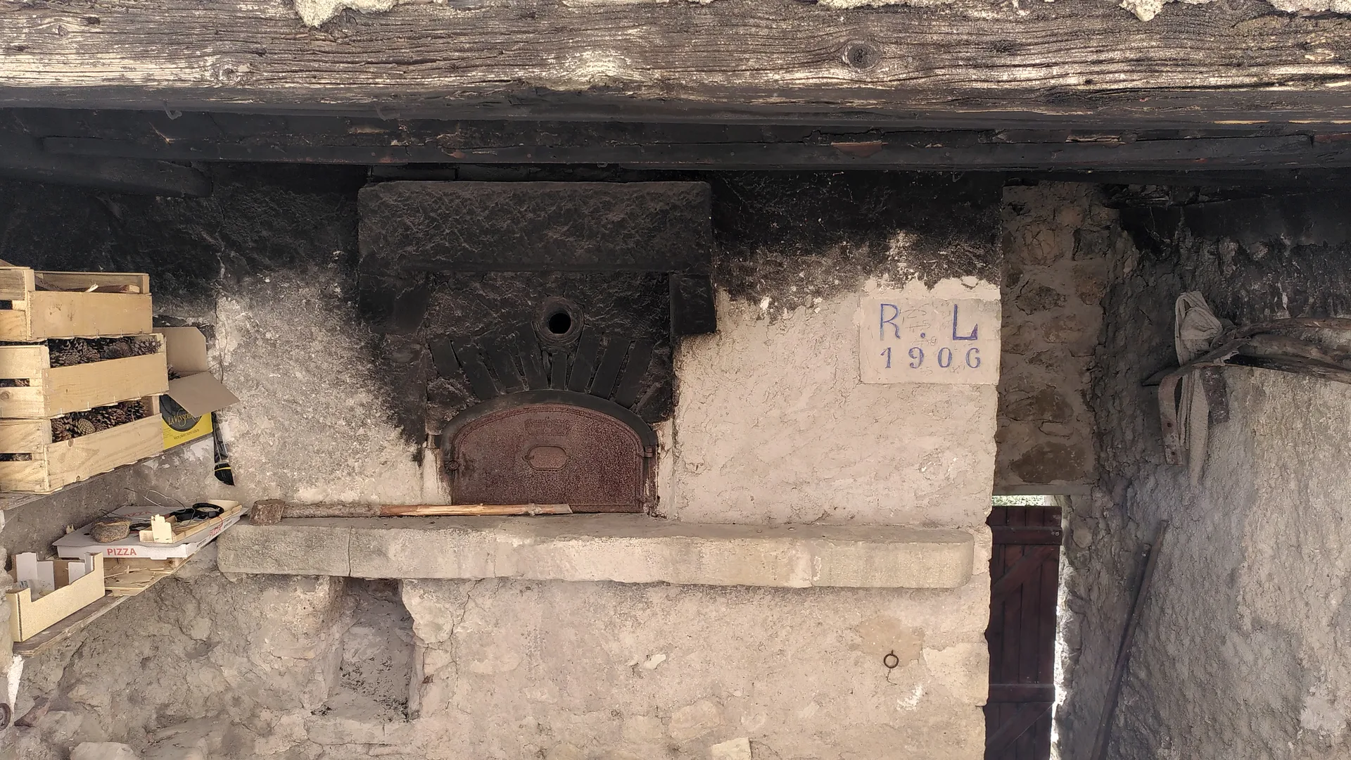 Plan d'eau du Pas des Ondes à Cornillon-sur-l'Oule — À 499 m du lac
