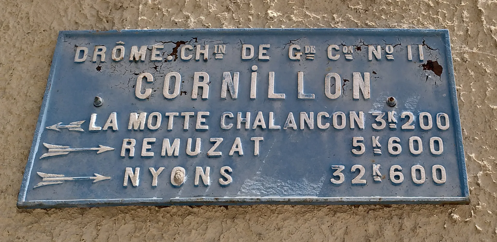 Plan d'eau du Pas des Ondes à Cornillon-sur-l'Oule — À 428 m du lac