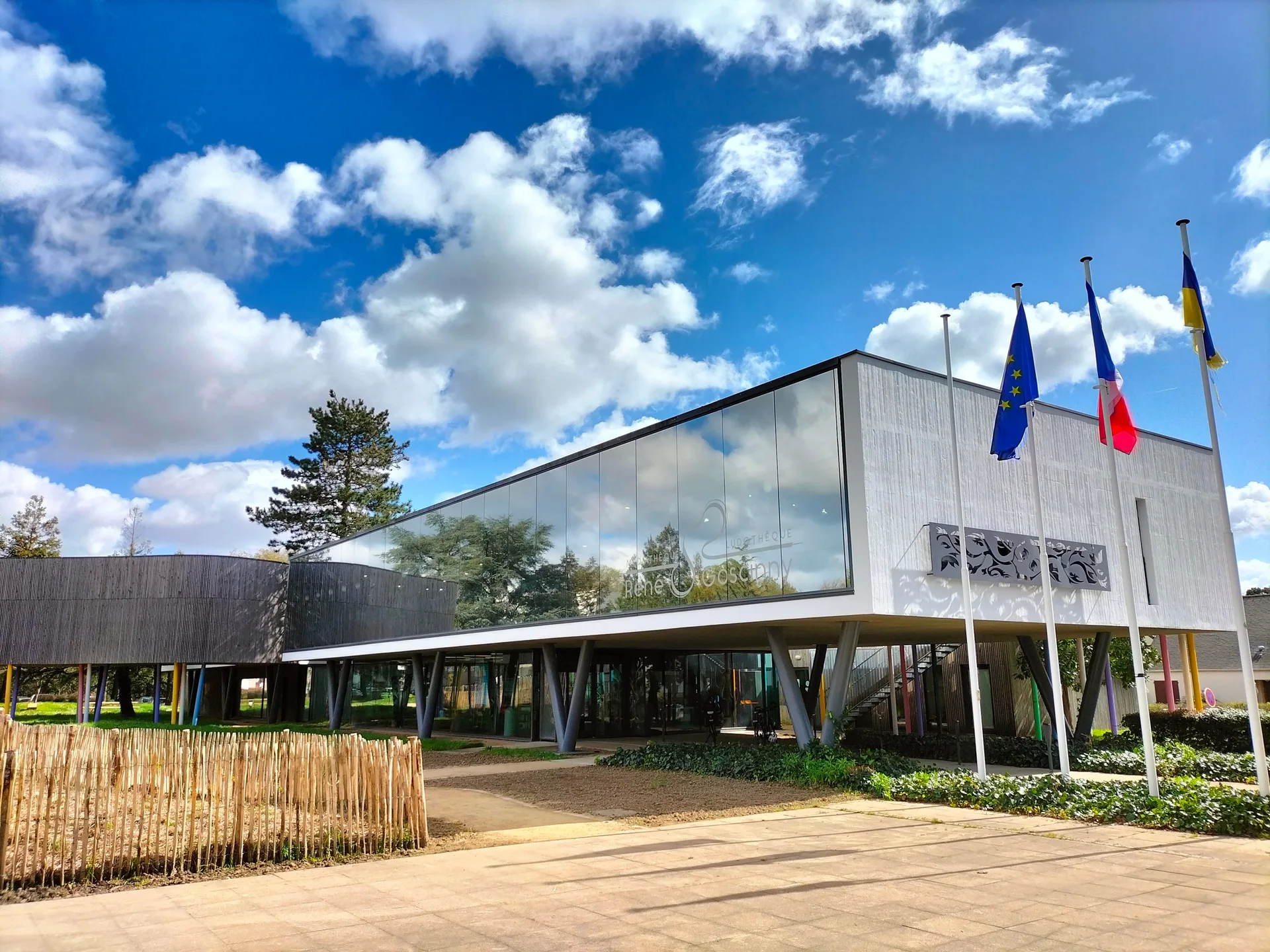 Plan d'eau du Plessis à Sainte-Luce-sur-Loire — À 762 m du lac