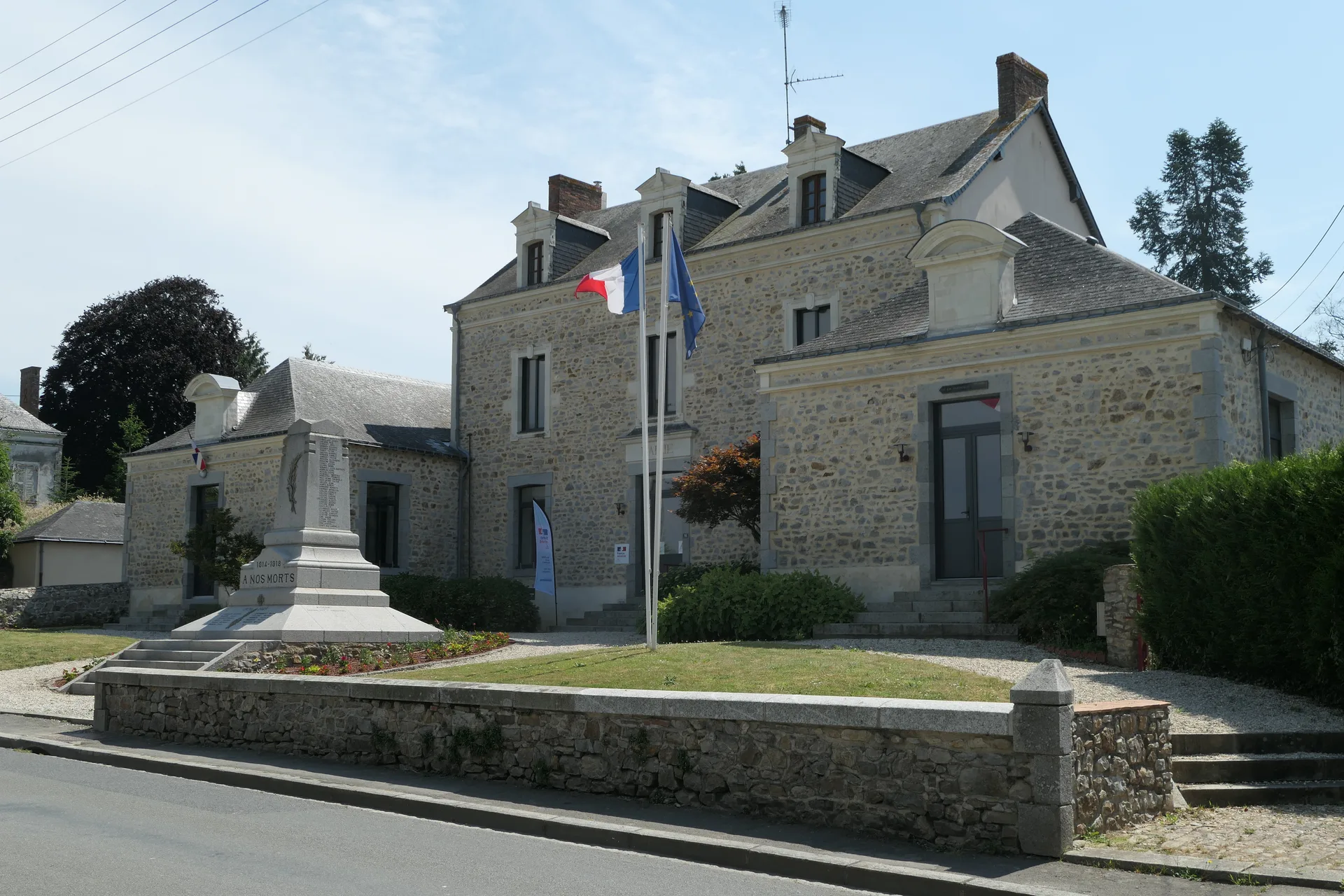 Plan d'eau du Tertre à Saint-Germain-le-Guillaume — À 4,5 km du lac