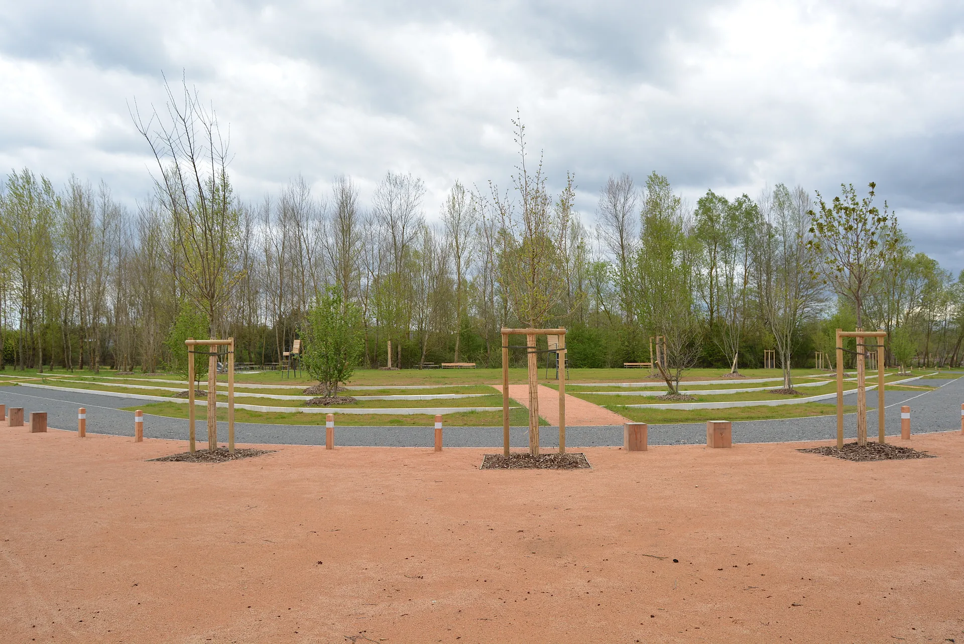 Plan d'eau Marcel Jalicot à Saint-Germain-des-Fossés — À 279 m du lac