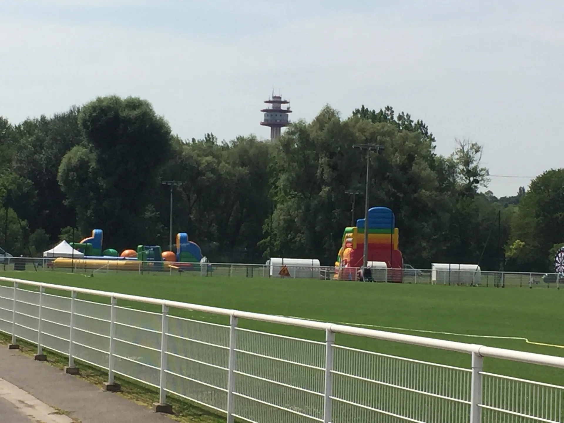 Plan d'eau sur la Seine à Corbeil à Corbeil-Essonnes — À 255 m du lac