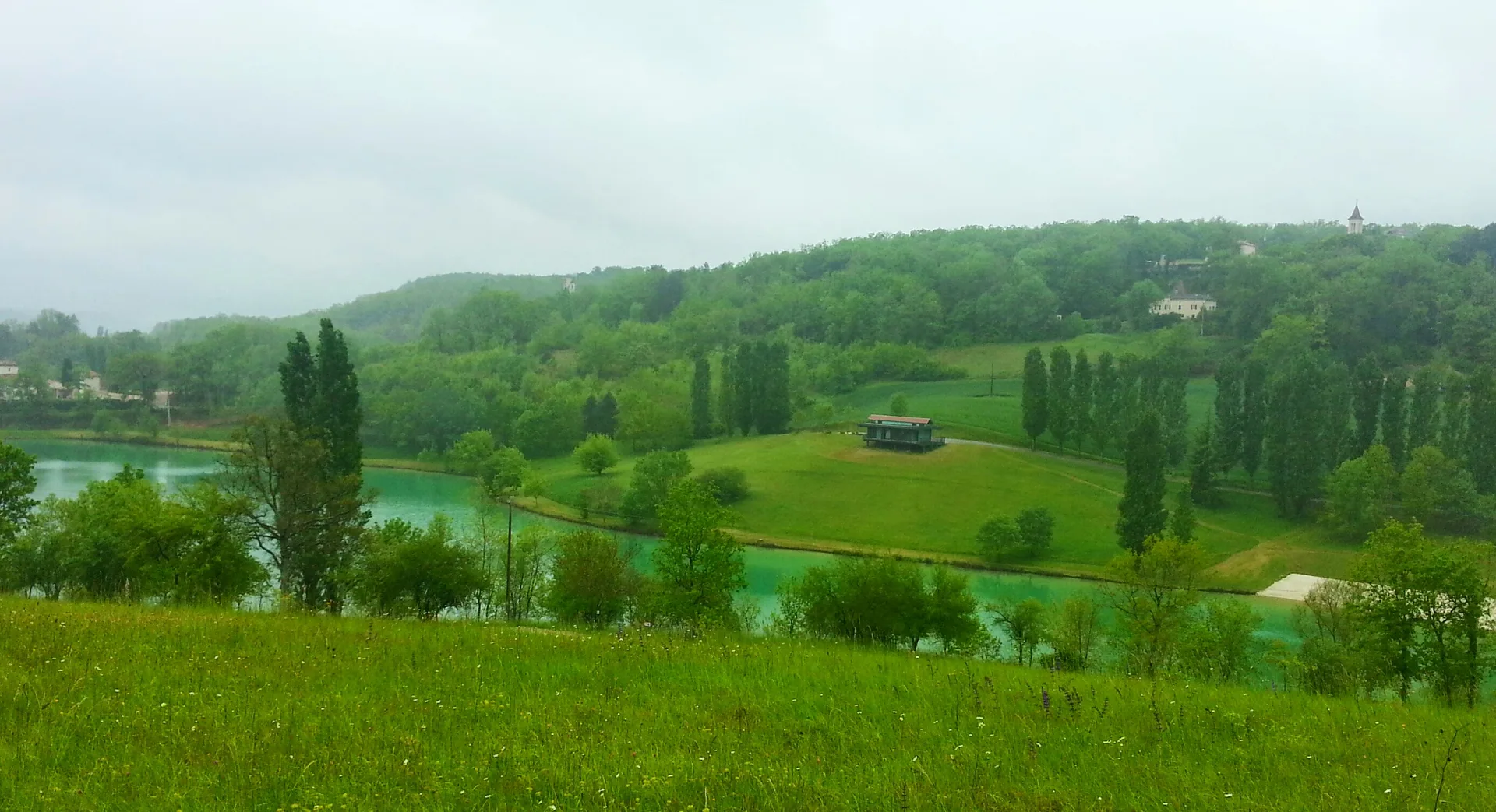 Plan deau de Montcuq à Montcuq-en-Quercy-Blanc — À 216 m du lac