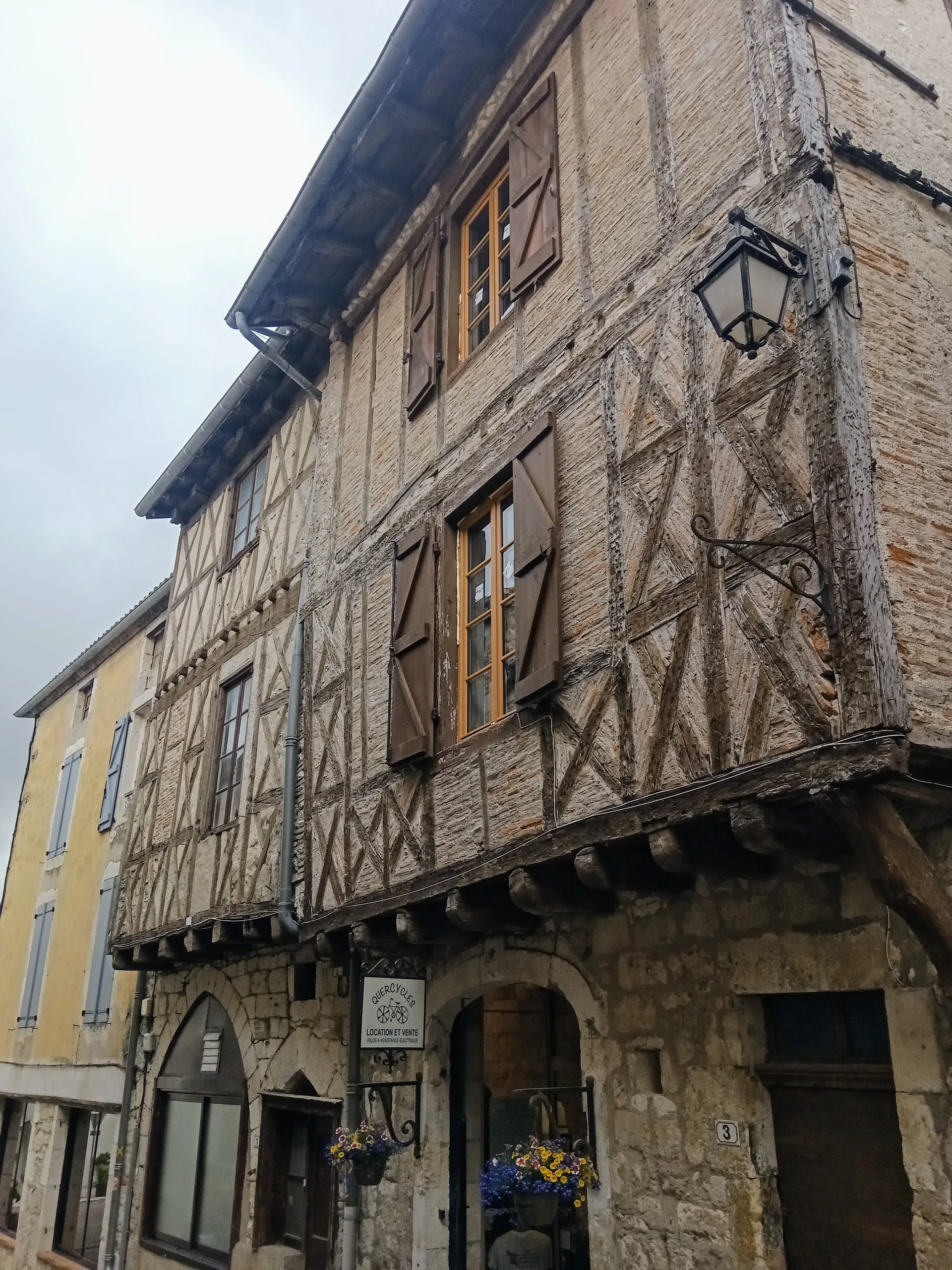 Plan deau de Montcuq à Montcuq-en-Quercy-Blanc — À 2,2 km du lac