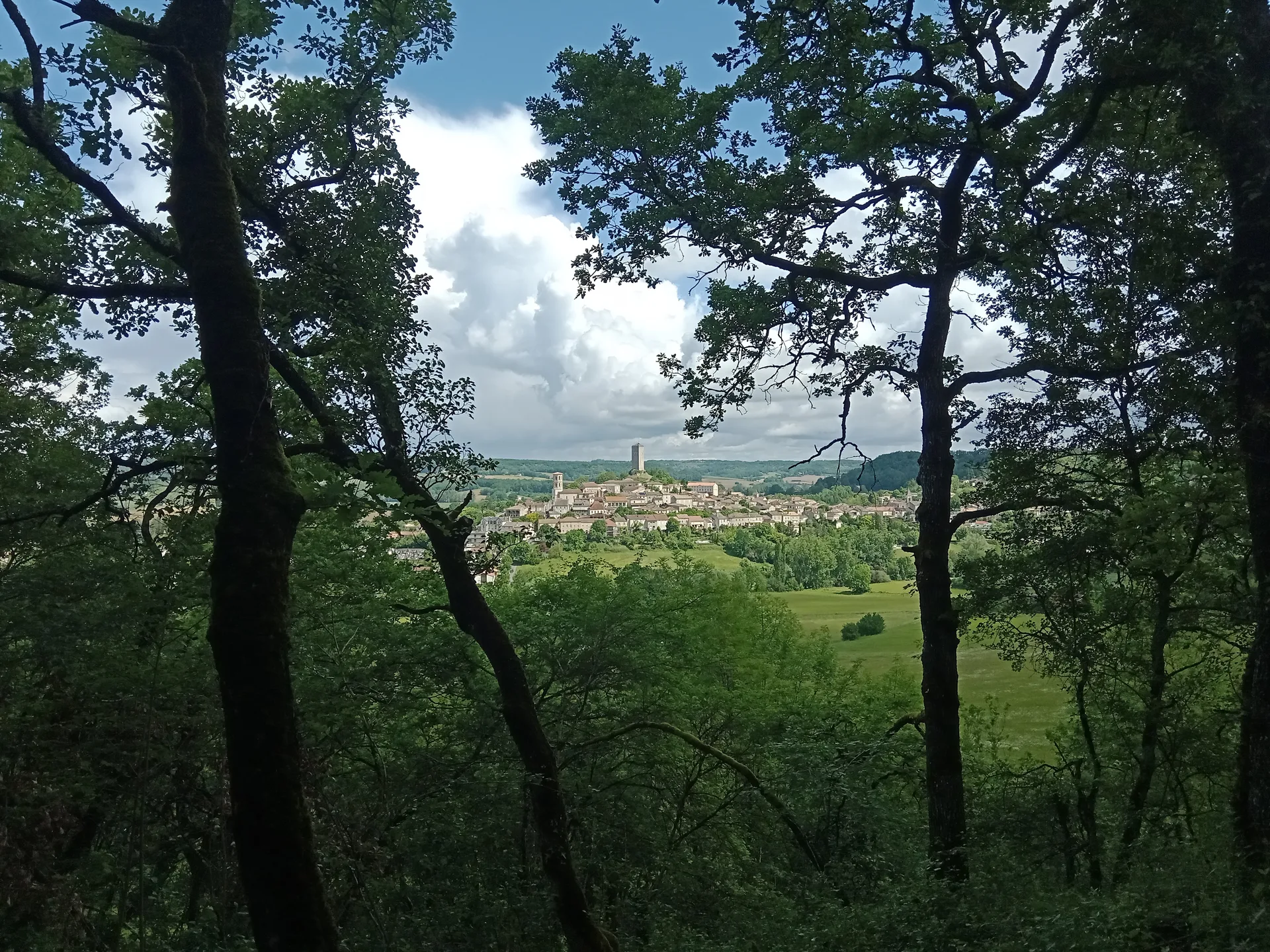 Plan deau de Montcuq à Montcuq-en-Quercy-Blanc — À 2,3 km du lac