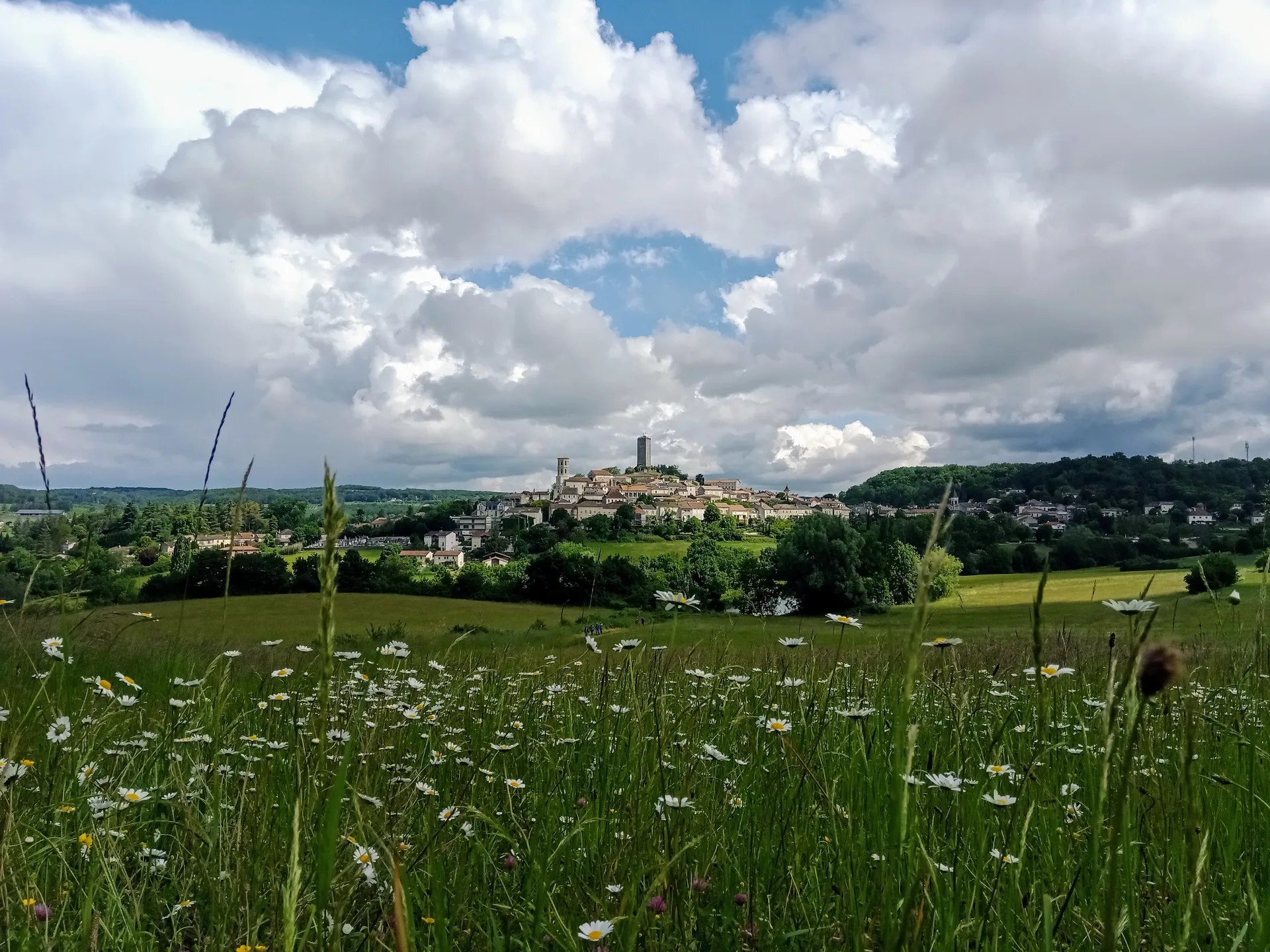 Plan deau de Montcuq à Montcuq-en-Quercy-Blanc — À 2,2 km du lac