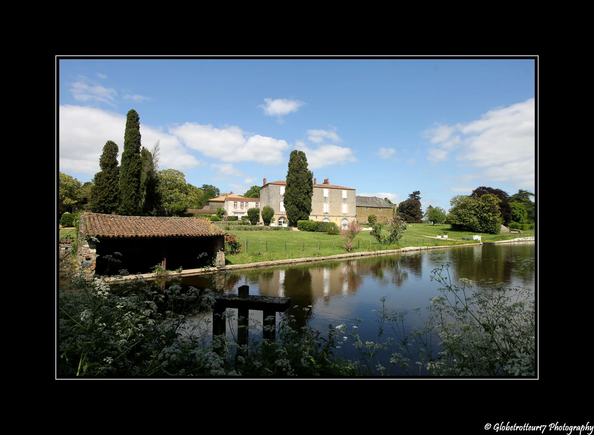 Plans d'eau de La Bonniere à Mouchamps — À 1,8 km du lac