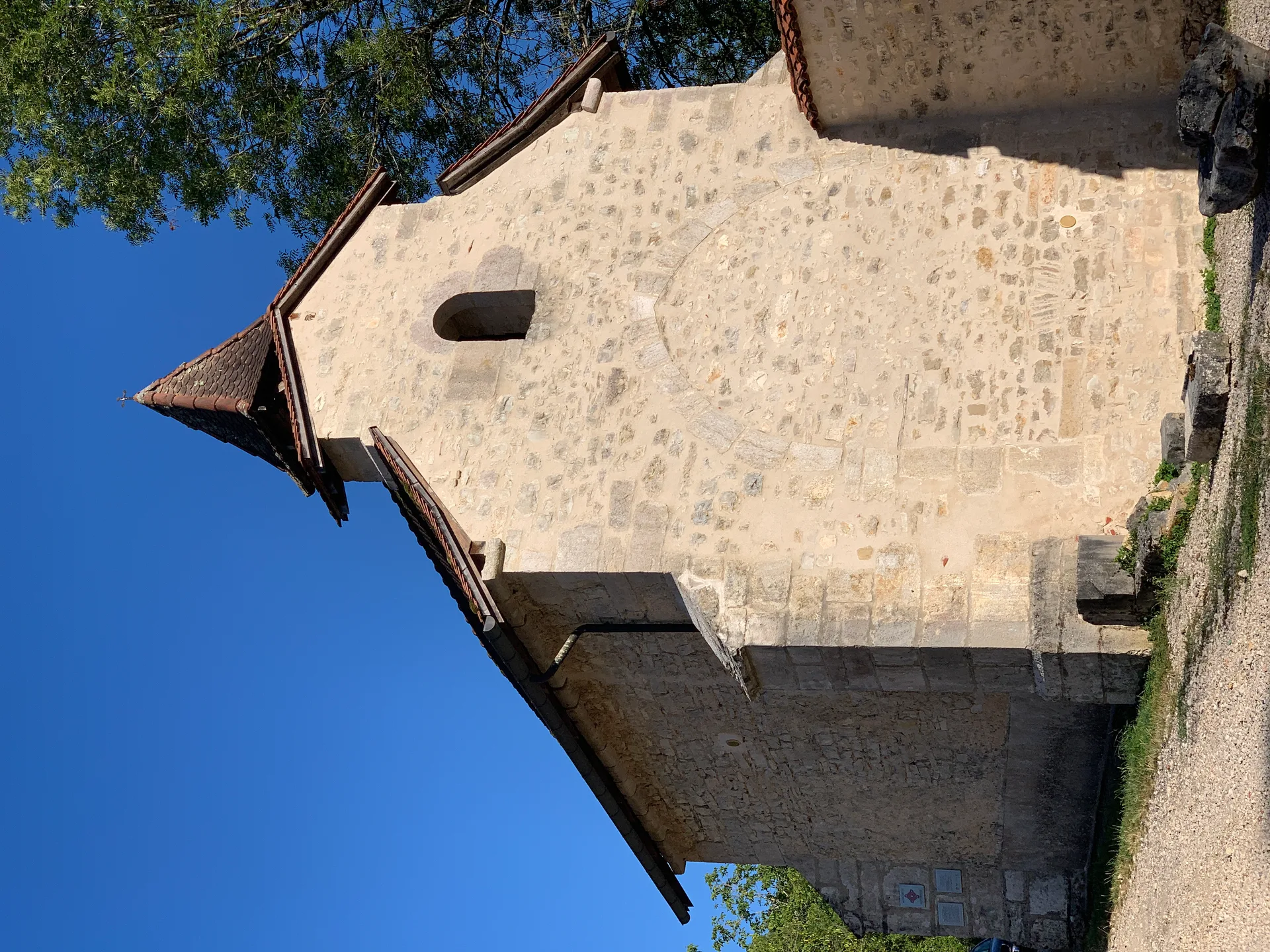 Retenue d'Allement à Poncin — À 488 m du lac
