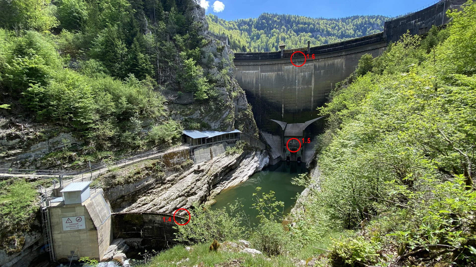 Retenue de Moron à Villers-le-Lac — Sur le lac