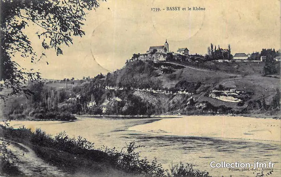 Retenue de Seyssel à Seyssel — À 881 m du lac