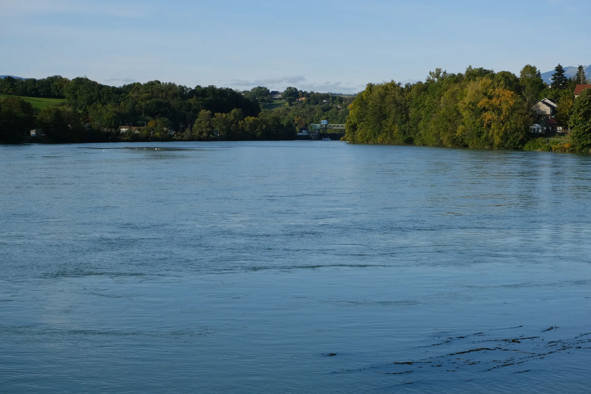 Retenue de Seyssel à Seyssel — À 1,2 km du lac