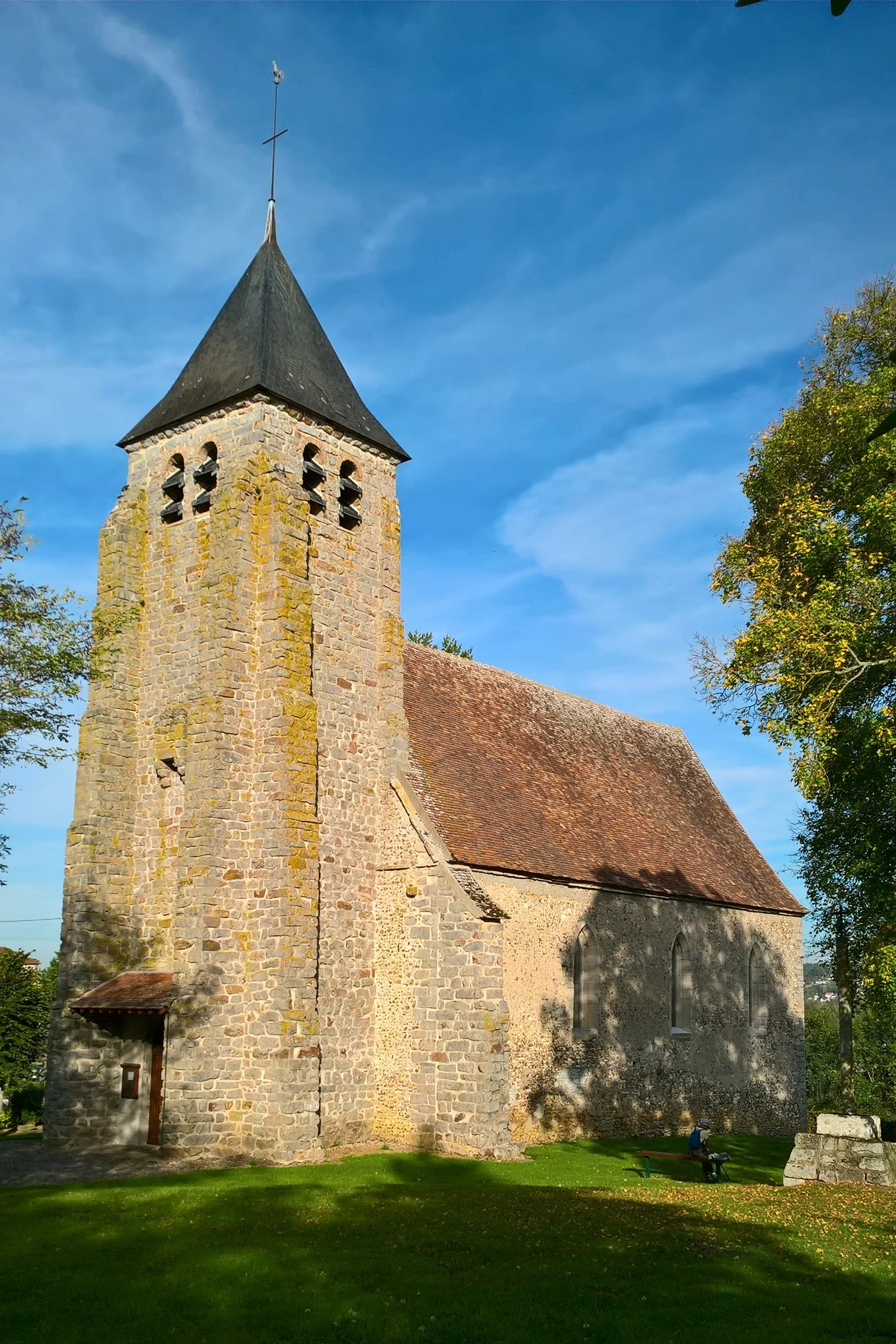 Sabliere d'Etigny à Rosoy — À 2,1 km du lac