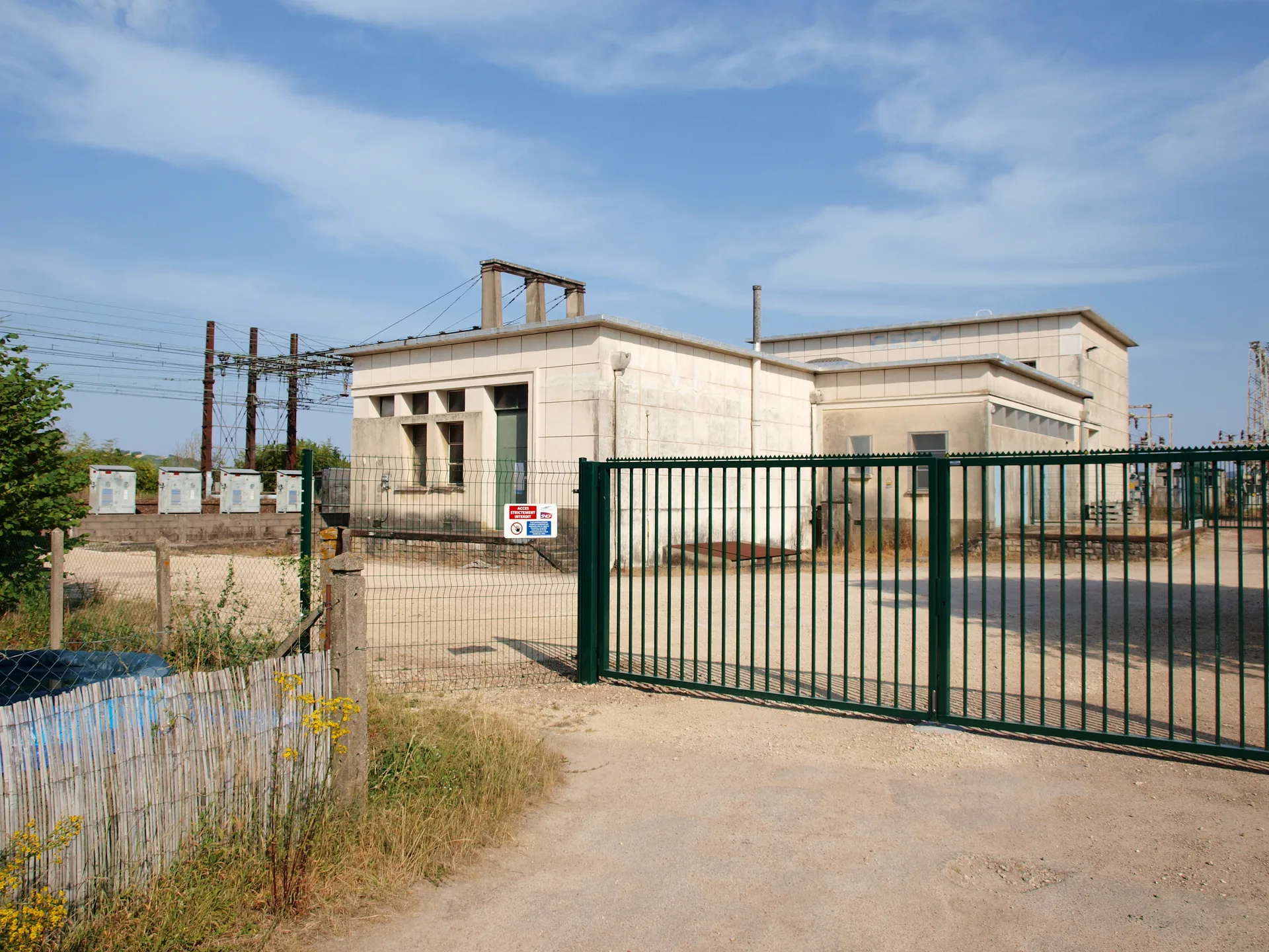 Sabliere de Joigny à Saint-Aubin-sur-Yonne — À 1,7 km du lac